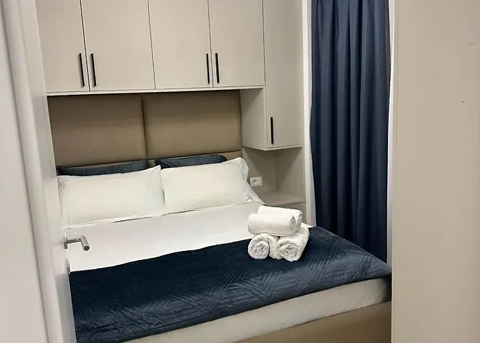 Blin Underground Parking Available Apartmán *